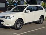 Mitsubishi Outlander 2012 года за 5 790 000 тг. в Павлодар