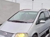 Volkswagen Sharan 2002 годаүшін111 222 тг. в Актобе