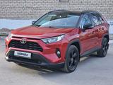 Toyota RAV4 2021 года за 13 100 000 тг. в Костанай