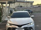 Toyota Camry 2021 года за 14 800 000 тг. в Алматы – фото 4