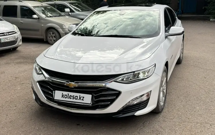 Chevrolet Malibu 2020 годаfor9 700 000 тг. в Астана