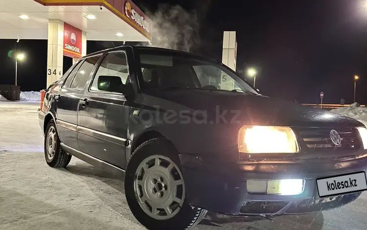 Volkswagen Vento 1993 годаүшін1 200 000 тг. в Астана