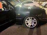 Mercedes-Benz E 280 1998 годаfor3 000 000 тг. в Кызылорда – фото 5