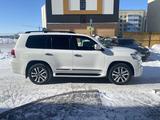 Toyota Land Cruiser 2015 года за 31 000 000 тг. в Астана – фото 2