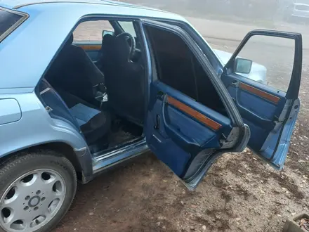 Mercedes-Benz E 230 1992 года за 1 070 000 тг. в Алматы – фото 5