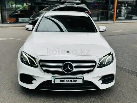 Mercedes-Benz E 220 2018 года за 22 000 000 тг. в Алматы – фото 11