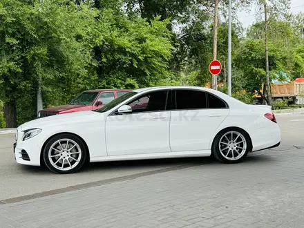 Mercedes-Benz E 220 2018 года за 22 000 000 тг. в Алматы – фото 2