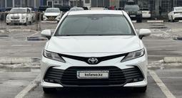 Toyota Camry 2023 годаүшін17 000 000 тг. в Алматы – фото 2