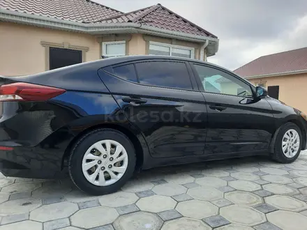 Hyundai Elantra 2019 года за 7 800 000 тг. в Атырау – фото 5