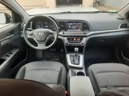 Hyundai Elantra 2019 года за 7 800 000 тг. в Атырау – фото 10
