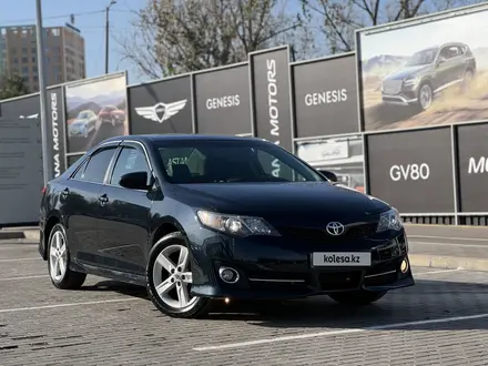 Toyota Camry 2012 года за 8 400 000 тг. в Алматы – фото 2