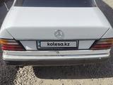 Mercedes-Benz E 260 1990 годаүшін1 000 000 тг. в Актобе – фото 5