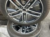 Диски комплект с резиной 225/55 R19 за 350 000 тг. в Алматы