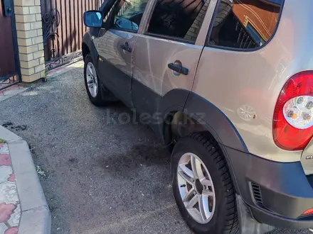 Chevrolet Niva 2012 года за 2 900 000 тг. в Костанай – фото 2