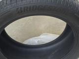 Шины bridgestone за 170 000 тг. в Алматы