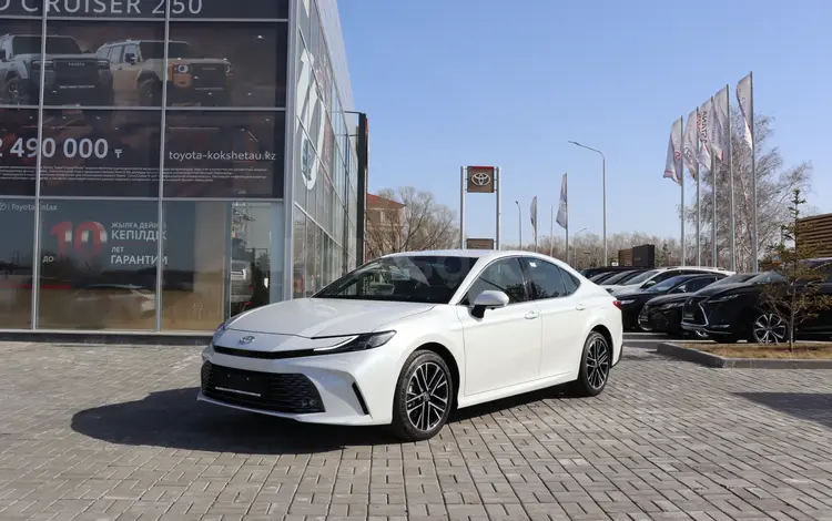 Toyota Camry Luxe 2026 года за 24 190 000 тг. в Петропавловск