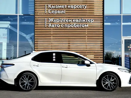 Toyota Camry 2021 года за 16 500 000 тг. в Кызылорда – фото 18