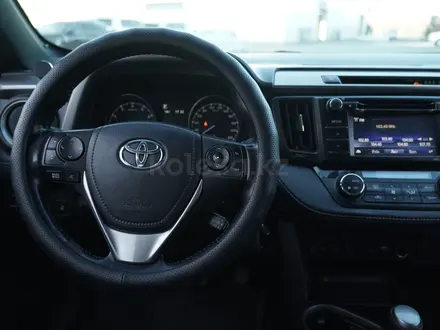 Toyota RAV4 2017 года за 10 600 000 тг. в Караганда – фото 15