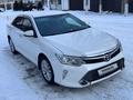Toyota Camry 2015 года за 9 600 000 тг. в Актобе – фото 2