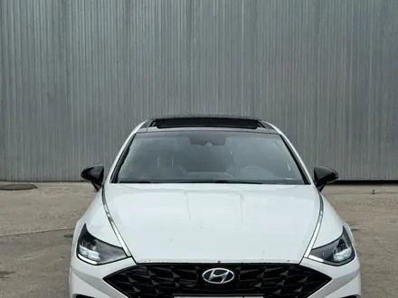 Hyundai Sonata 2020 года за 9 200 000 тг. в Алматы – фото 13
