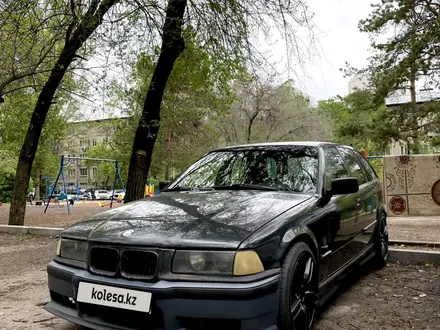 BMW 328 1996 года за 1 500 000 тг. в Алматы – фото 3