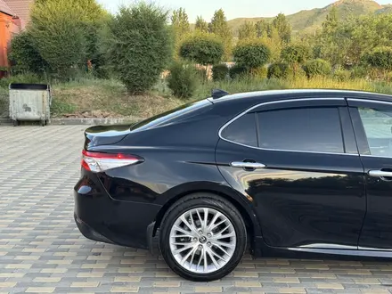 Toyota Camry 2019 года за 13 300 000 тг. в Усть-Каменогорск – фото 13
