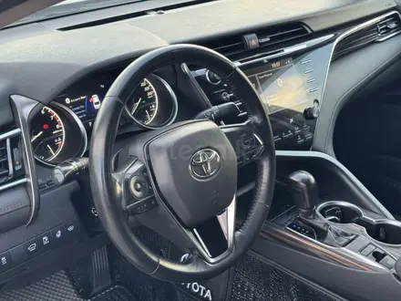 Toyota Camry 2019 года за 13 300 000 тг. в Усть-Каменогорск – фото 23