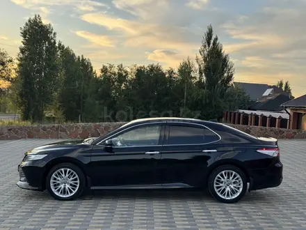 Toyota Camry 2019 года за 13 300 000 тг. в Усть-Каменогорск – фото 8