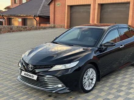 Toyota Camry 2019 года за 13 300 000 тг. в Усть-Каменогорск – фото 9