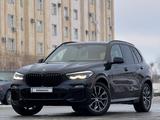 BMW X5 2021 года за 32 000 000 тг. в Алматы