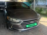 Hyundai Elantra 2018 года за 6 500 042 тг. в Боралдай – фото 3