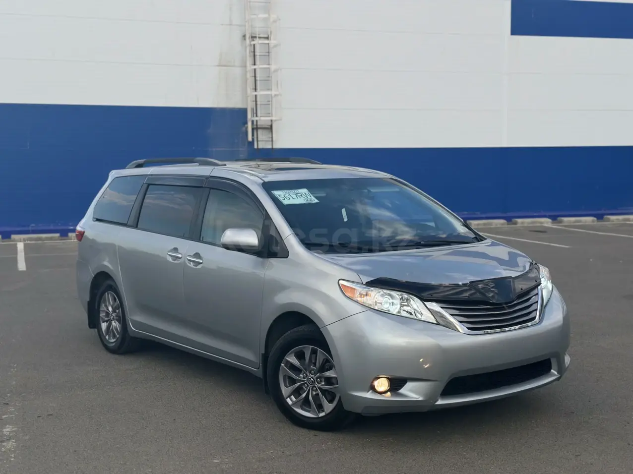 Toyota Sienna, 2016