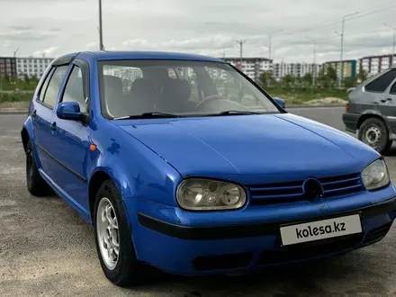 Volkswagen Golf 1997 года за 1 400 000 тг. в Тараз