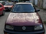 Volkswagen Vento 1992 годаfor1 600 000 тг. в Караганда – фото 4