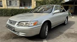 Toyota Camry 2000 годаүшін3 700 000 тг. в Алматы – фото 2