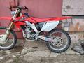 Honda  CRF 250R 2006 года за 1 300 000 тг. в Усть-Каменогорск