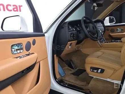 Rolls-Royce Cullinan 2023 года за 167 000 000 тг. в Алматы – фото 13