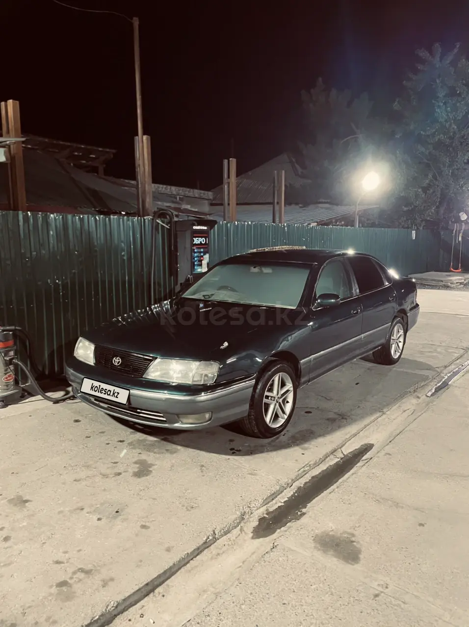 Toyota Avalon, 1998