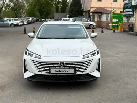 Changan Eado Premium 2025 года за 7 390 000 тг. в Алматы – фото 12