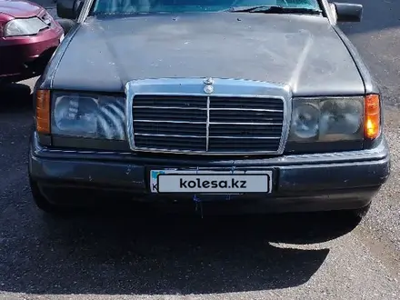 Mercedes-Benz E 230 1991 года за 1 100 000 тг. в Алматы – фото 5