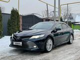 Toyota Camry 2019 года за 13 800 000 тг. в Алматы