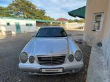 Mercedes-Benz E 320 2001 года за 3 700 000 тг. в Актау