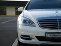Mercedes-Benz S 500 2012 года за 12 500 000 тг. в Астана – фото 3