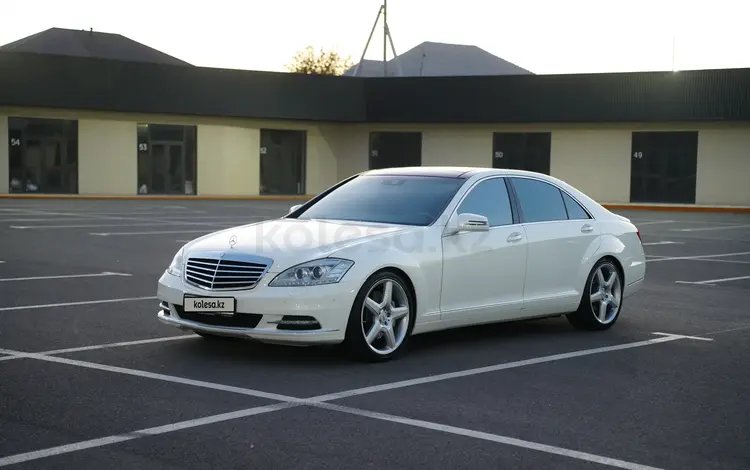 Mercedes-Benz S 500 2012 года за 12 500 000 тг. в Астана