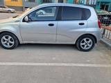 Chevrolet Aveo 2009 года за 2 800 000 тг. в Актау – фото 3