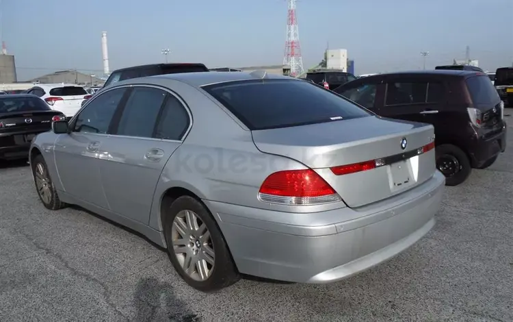 BMW 745 2003 года за 500 000 тг. в Алматы