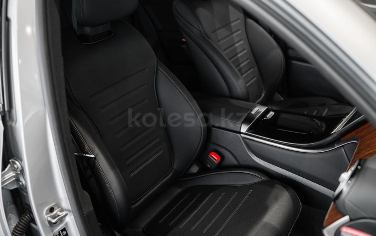 Mercedes-Benz GLC Coupe 300 4MATIC — миниатюра 5