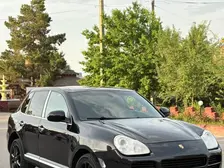 Porsche Cayenne, 2005