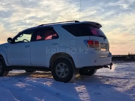 Toyota Fortuner 2007 года за 7 500 000 тг. в Актобе – фото 4