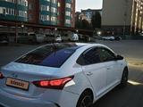 Hyundai Accent 2021 года за 6 750 000 тг. в Актобе – фото 4